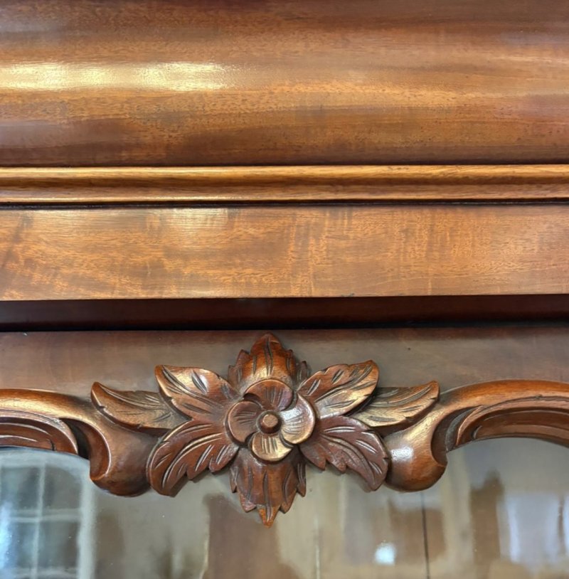 Superb Quality Antique Victorian Figured Mahogany Bookcase - Image 10